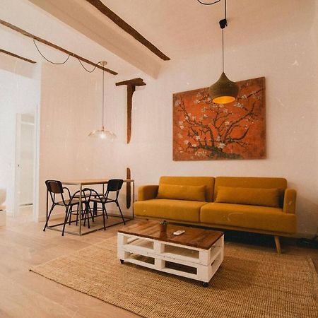 Charming Design Apartment Reina Sofia Madrid Eksteriør billede