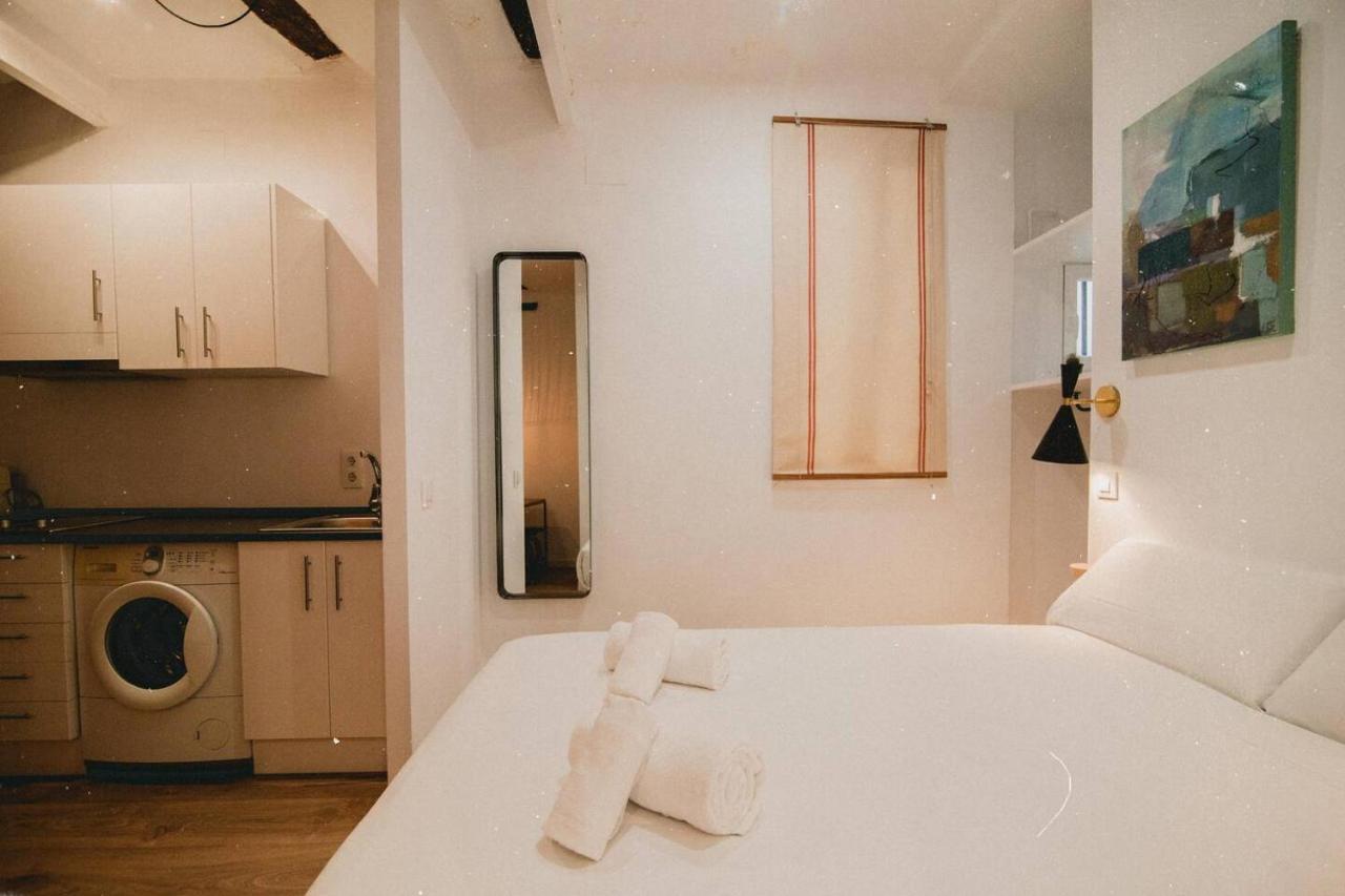 Charming Design Apartment Reina Sofia Madrid Eksteriør billede